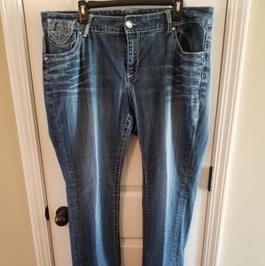 Seven7 Jeans